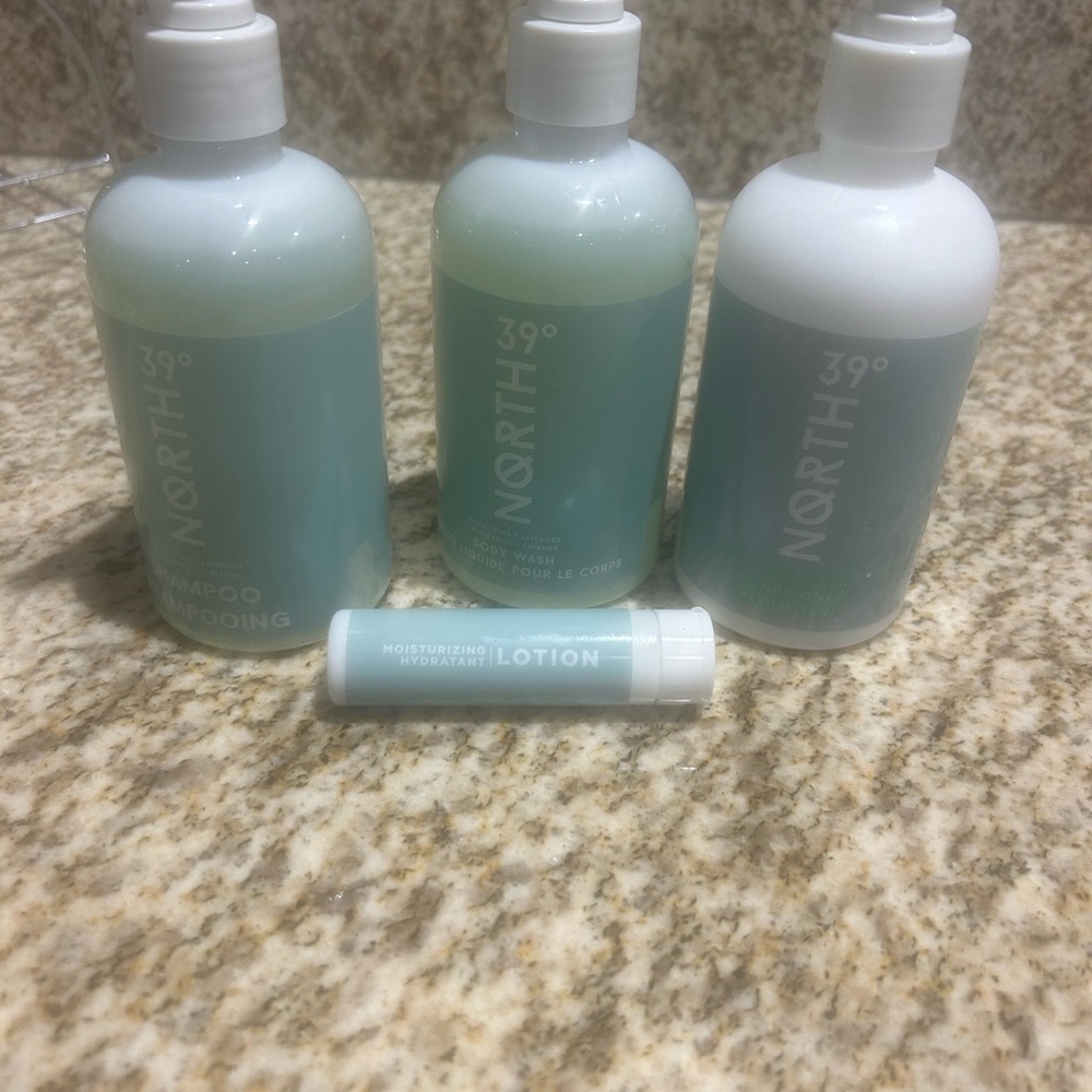 North 39 Degrees Shampoo Conditioner And Body Wash Bundle - Eucalyptus Lavender